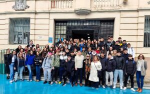 70 alumnos de magisterio visitan nuestro colegio